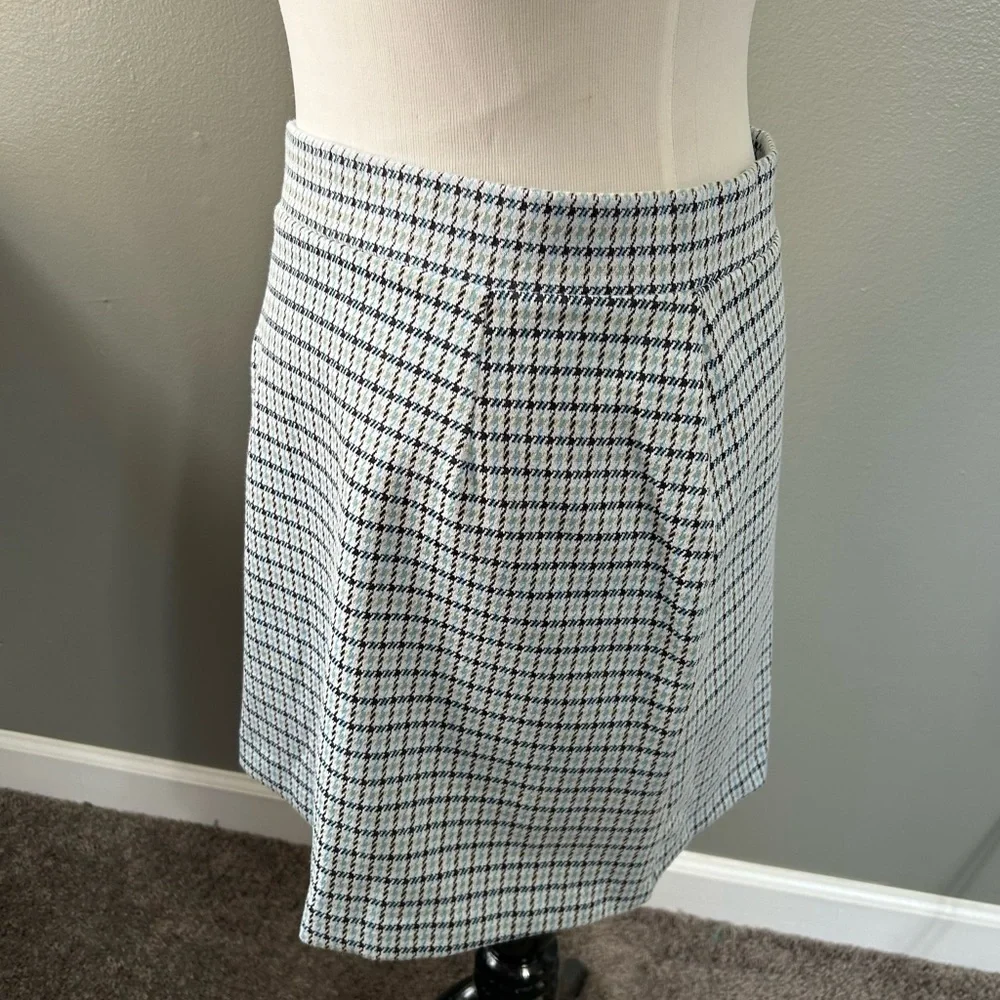 Crosby women’s size small park‎ Avenue stretch mini skirt pull on new tags